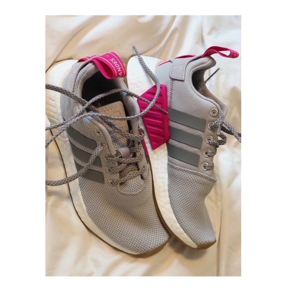 le adidas nmdr2 donne 55 poshmark le adidas nmdr2 donne 55 poshmark
